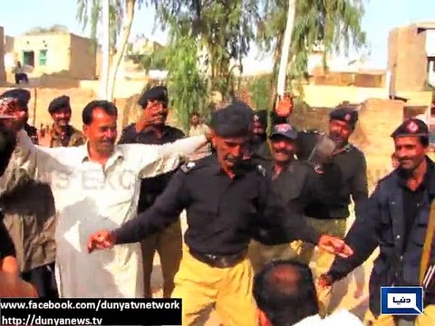 Salaray Increase ki Khushi - Sindh Police ka Mazaydaar Raqs