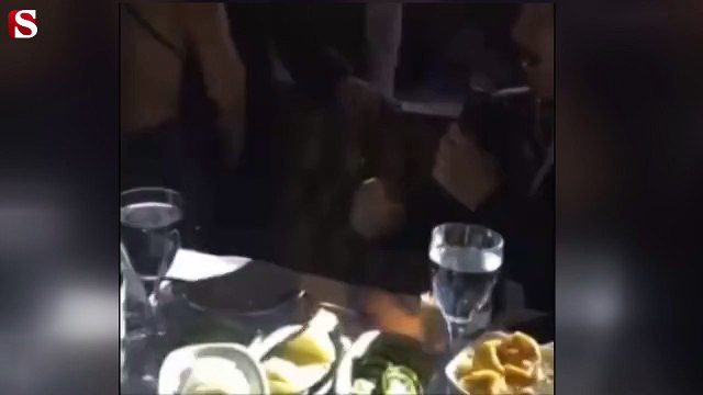 Orhan Gencebay, Hülya Avşar'ın poposunu tokatladı!