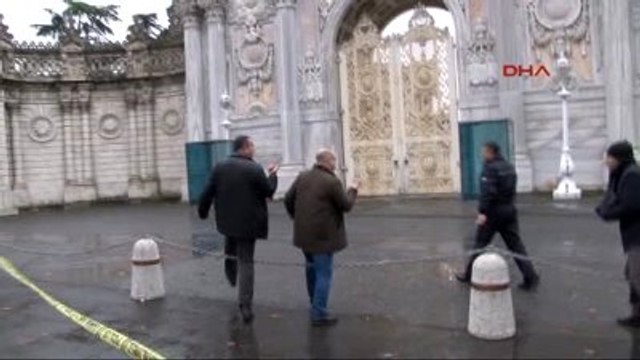 Dolmabahçe Sarayı Önünde Hareketli Anlar