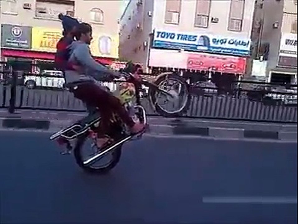 Excellent One Wheeling