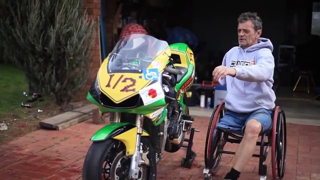 Kolu Ve Bacağı Olmayan Motorcu - Araba Tutkum
