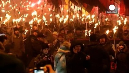 Kiev: sfilano i nazionalisti nel nome di Stepan Bandera