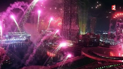 Des festivités aux quatre coins du monde pour célébrer 2015
