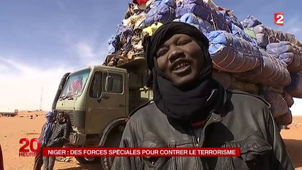 Jean-Yves Le Drian en visite au Niger, proche des sanctuaires jihadistes