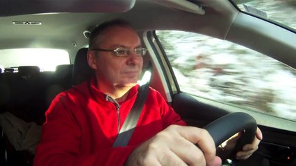 Conduite sur neige à bord de la Seat Leon X-perience