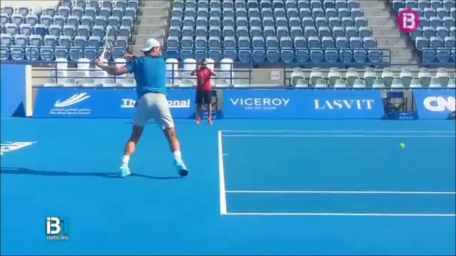 Rafael Nadal at MWTC in Abu Dhabi. Jan. 1, 2015.(Report IB3)