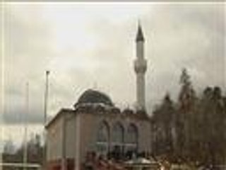 إلقاء عبوة ناسفة على مسجد باستوكهولم