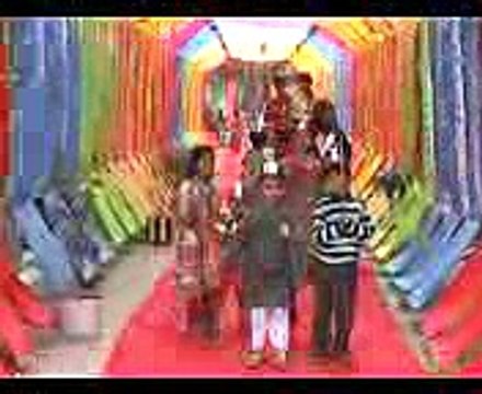 12 rabi ul awal in faisalabad 2011 (Sohna Aya te Saj gaye galian Bazar ).flv