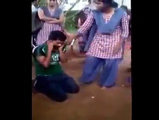 Hilarious Punishment For Eve Teasing In India