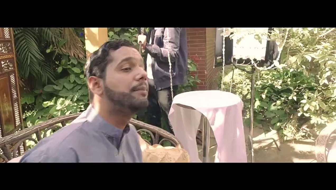 [HQ] Ali Gul Pir Trolls Aamir Liaquat through his New Song 'Kaisa Diya'