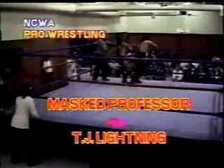 TJ Lightning vs The Masked Professor