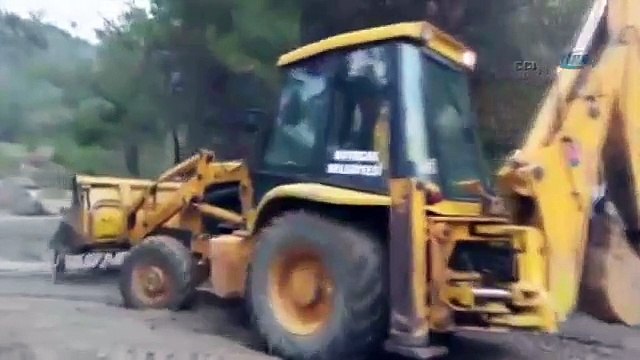 Menderes taştı ortalık göle döndü