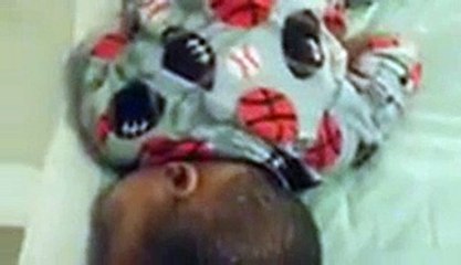 Baby Wake Up Dancing (Video @ Hamariweb.com)_mpeg4