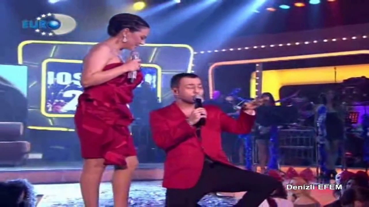 EBRU GÜNDEŞ & SERDAR ORTAÇ - BİLSEM Kİ (CANLI)