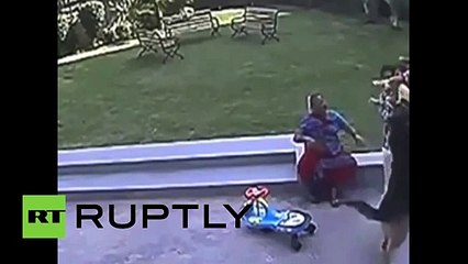 Un enfant de 15 mois se fait attaquer par un berger allemand ...