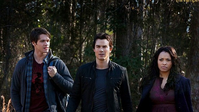 Дневники вампира смотреть HD