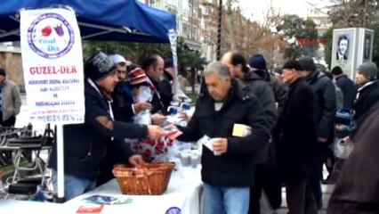 Cuma Namazı Çıkışı 'Hz. Muhammed Kimlikli' Mevlit Kandili Daveti