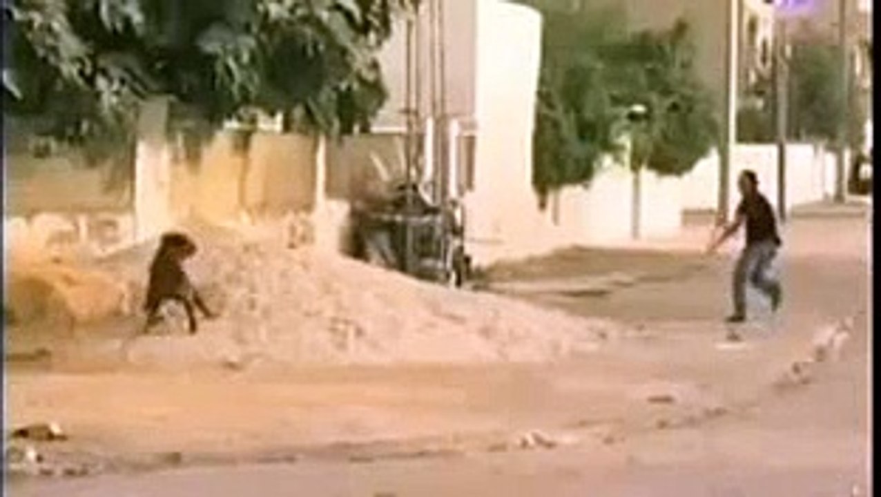 Funny Prank - Must Watch This (Video @ Hamariweb.com)_mpeg4