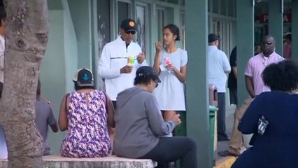 Obama starts 2015 with 'shave ice' outing in Hawaii