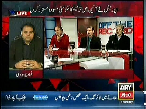 Akhir Asif Zardari aur Nawaz Sharif ne aisa kiya kia hai jo unhen Military Courts ka dar hai, Rauf Klasra asks a Valid Question