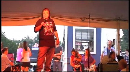 Bryan Clark sings Amazing Grace at Elvis Week 2012 video