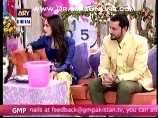 Neelum Muneer remembering the most funniest thing of a lizard fallen on her in year 2014