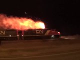 Une locomotive en feu - AngryTeddy.tv vidéos choc et insolite