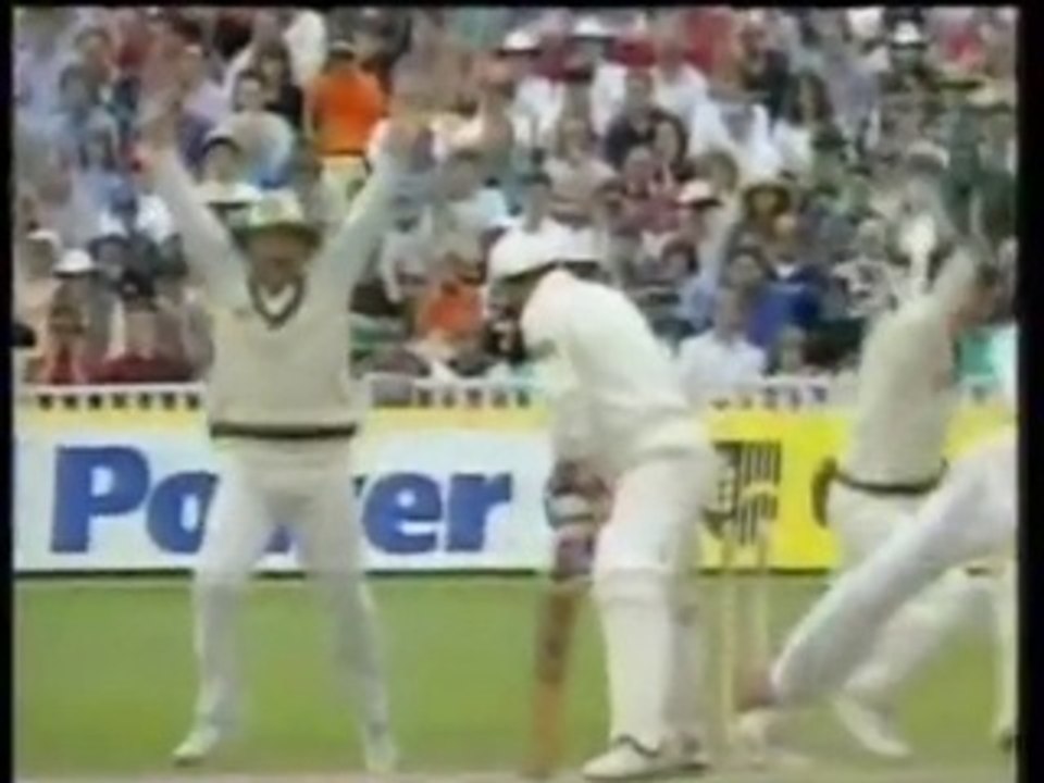 Best 8 Balls Of the Legendary Leg Spinner Shane Warne - The Cricket Ball Magician Shane Warne