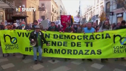 Enfoque - España: Trato inhumano a la inmigración