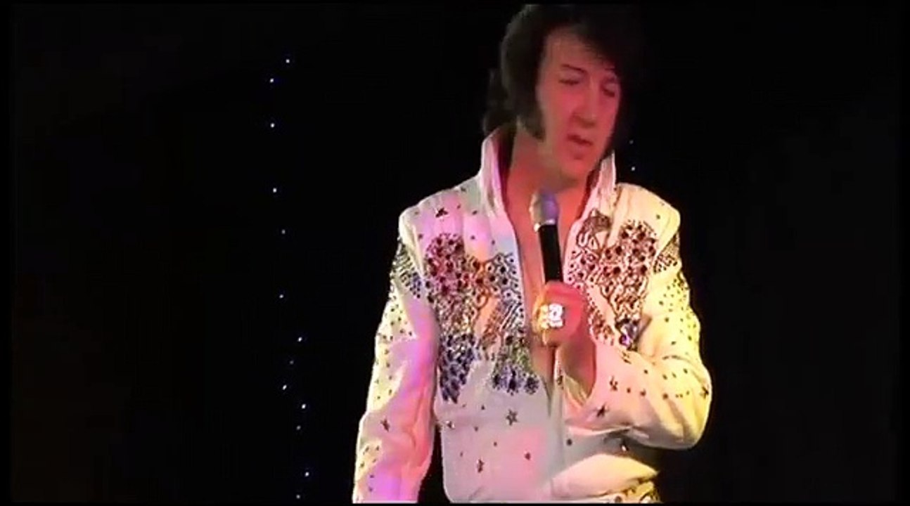 Jerome Jackson sings Suspicious Minds at Elvis Day 2010 video