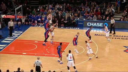 Jr Smith refuse un shoot ouvert et balance une passe dans la tête de Jason Smith
