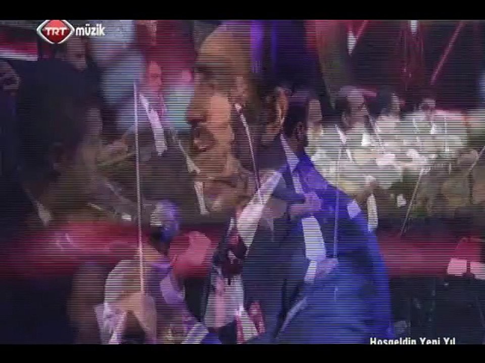 Mustafa-KESER-GEZDİĞİM DİKENLİ AŞK YOLLARINDA Söz:Necdet Atılgan-Müz:Kadri Şençalar Şef:Ömer Hayri UZUN