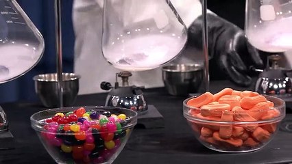 Science Experiments with Kevin Delaney