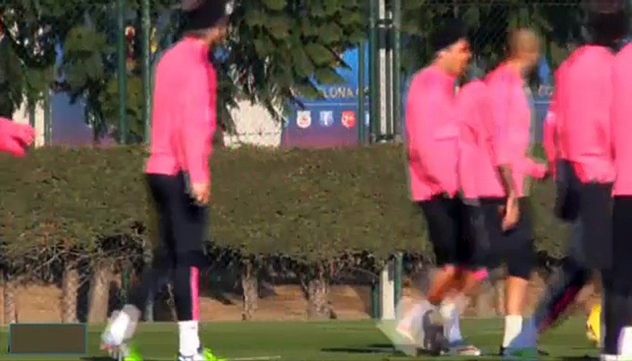 Tremendo empujon de Luis Suarez a Neymar | Luis Suarez pushes Neymar Training  FC Barcelona