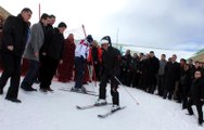 İçişleri Bakanı Efkan Ala Konaklı'da Kayak Yaptı