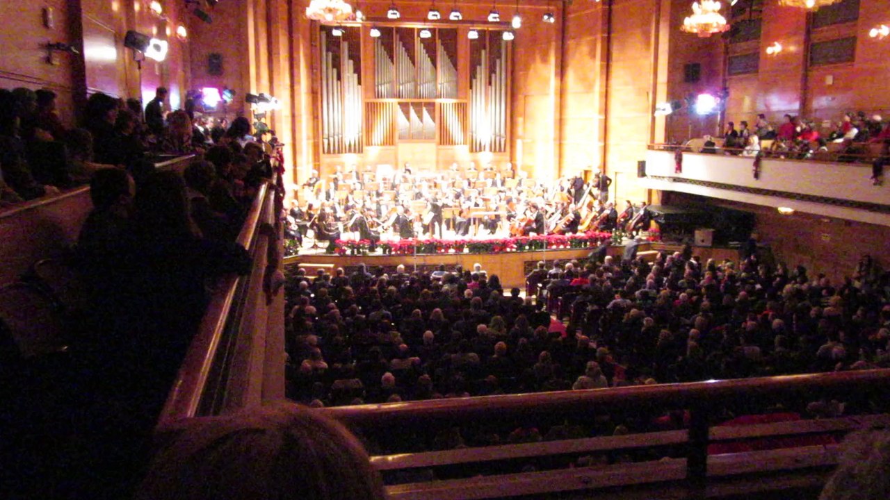 Зала България 2