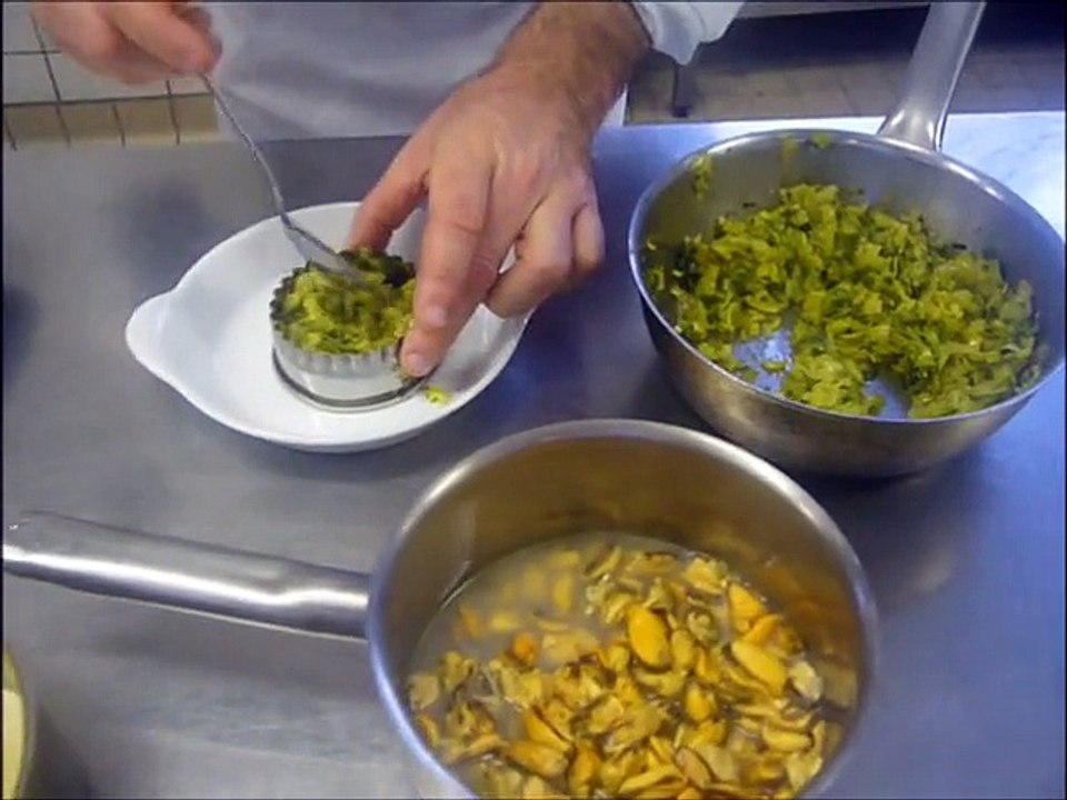 Cassolette de moules en mouclade aux poireaux By La Cuisine Expliquée