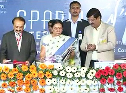 Gujarat CM Anandiben Patel launches Sparkle 2015 Exhibition in Surat