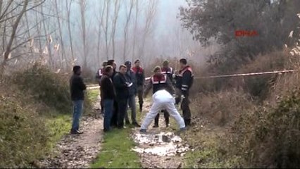 Uşak Taksi Şoförünün Tarlada Cesedi Bulundu