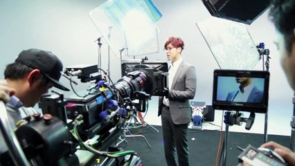 (ice cream cf)東方神起、クールな眼鏡姿を披露