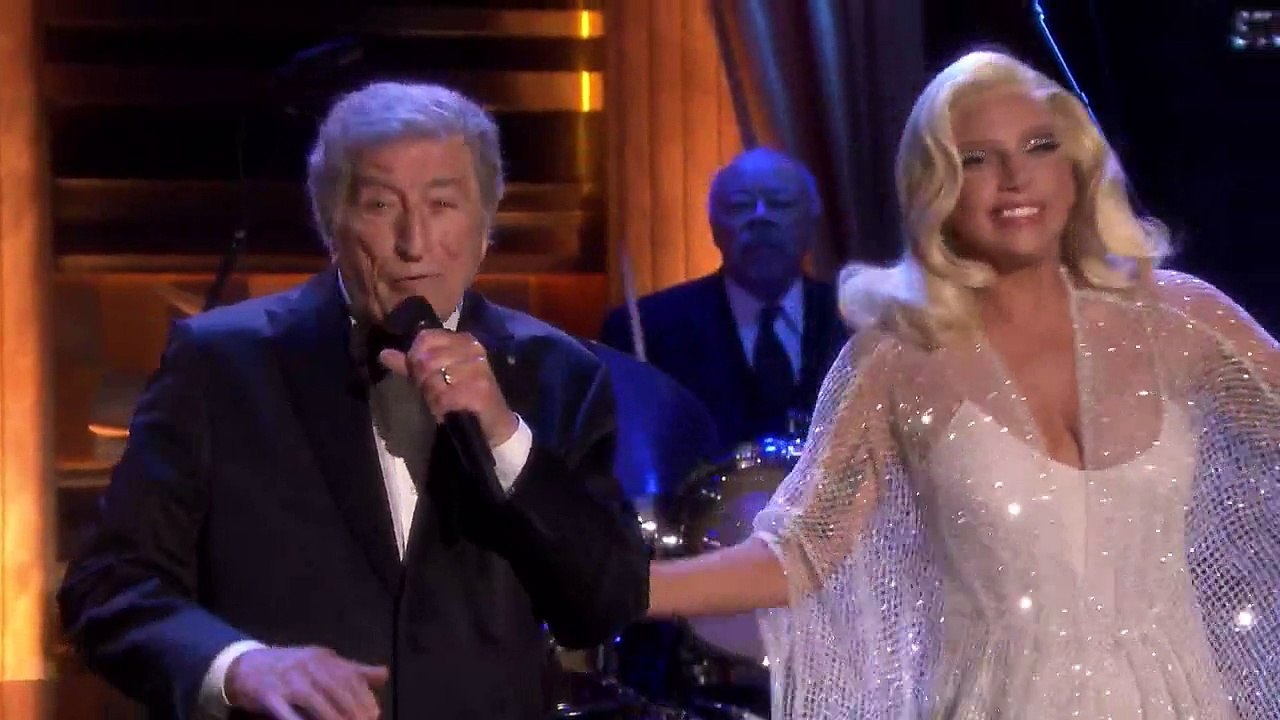 LG & TB - Cheek to Cheek (Live at Tonight Show)