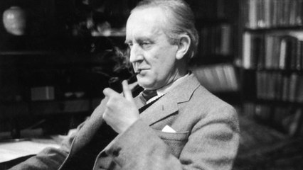 Lord of the Rings Fans Celebrate Tolkien Birthday With Booze, Twitter