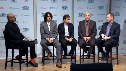 Frank Bruni: Tech Narrows Perspective, Feeds Obsessions