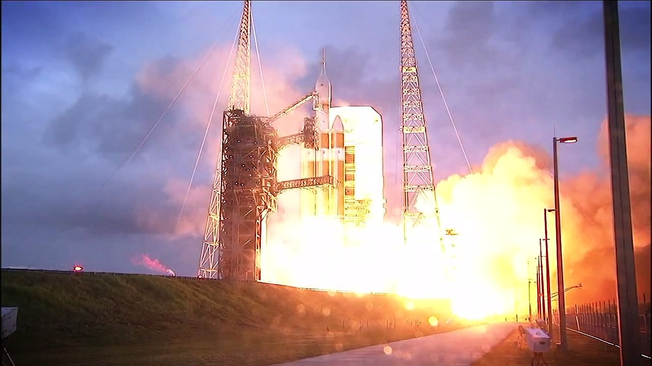 Crazy Engineering - Ion Propulsion and the Dawn Mission - HD