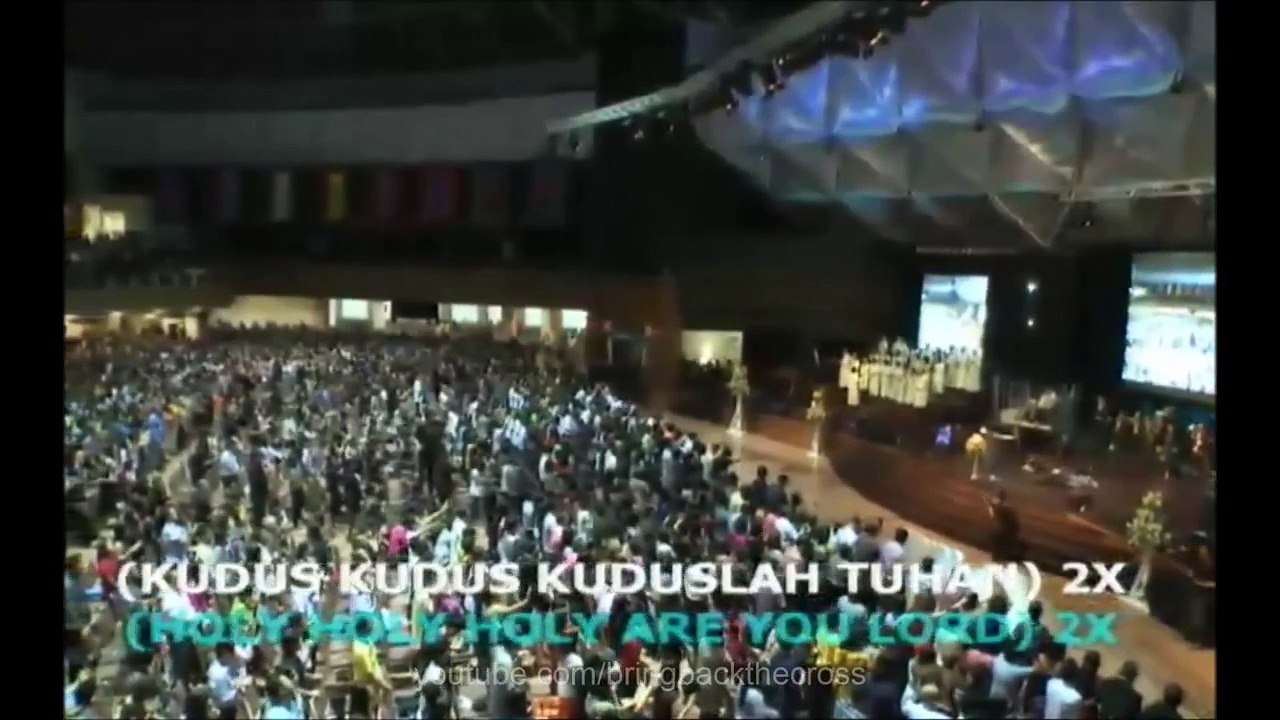 Benny Hinn - Divine Atmosphere