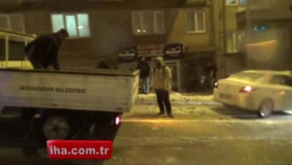 Bursa'da Yollar Buz Pistine Döndü