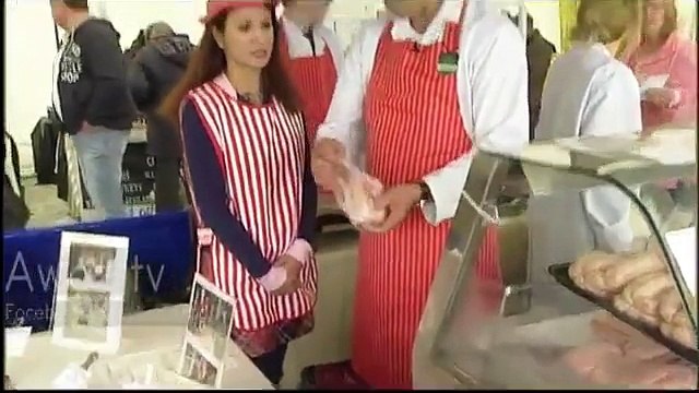 Pakistani Anchor Reham Khan Cooking, Selling and Eating Pork Sausages