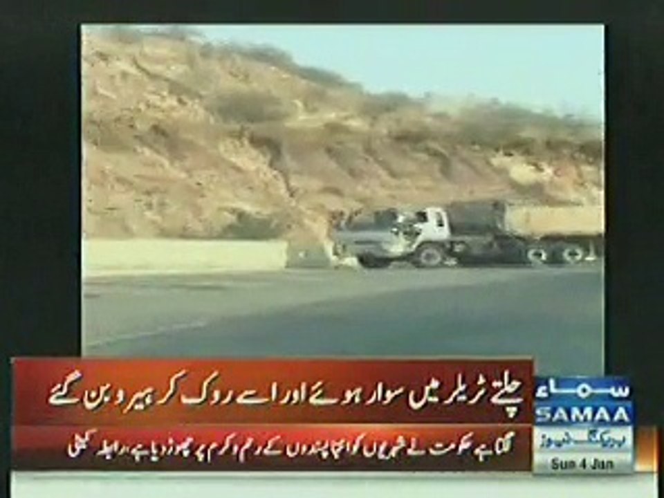 Pakistani brave man Athar Ali Yad saved and stopped brake fail truck 22 wheeler on M-2 (proud man)