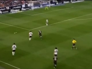 James Rodriguez met un carton rouge à l'arbitre Valence vs. Real Madrid