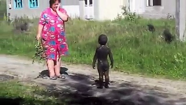 Bu çocuklar çok acayip. çok komik